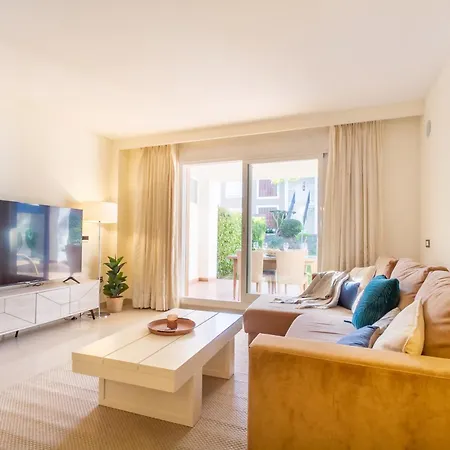 Marbella Banus - Cortijo Del Mar Bright And Modern Apartment Estepona